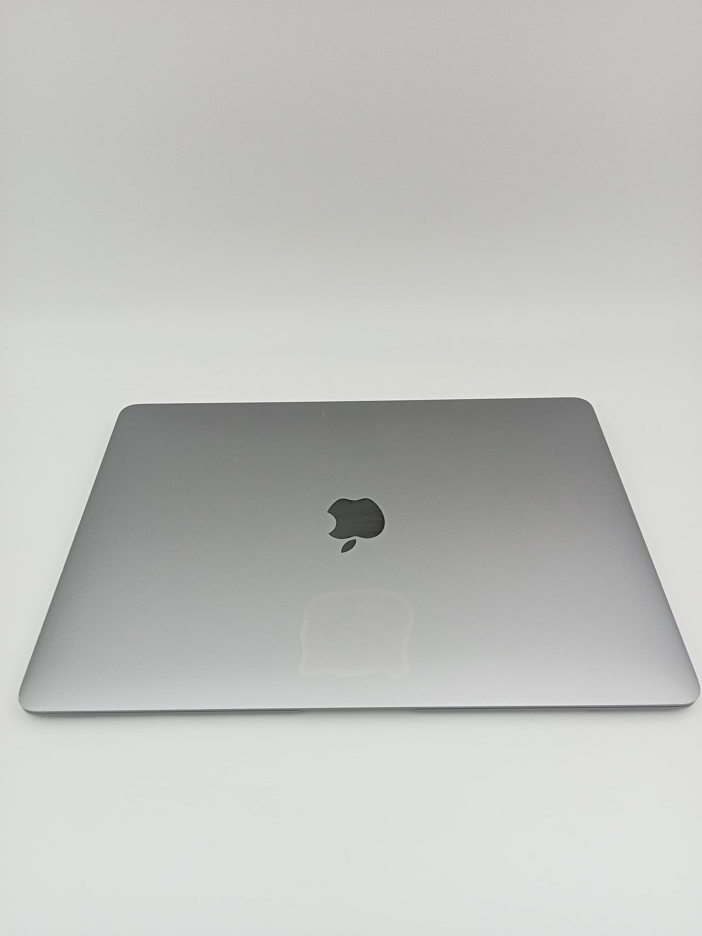 MacBook Air (1932) 2k 2019 | Core i5 - 8210Y CPU | 8 GB RAM | 256 SSD Hard | 13.3 inch Display