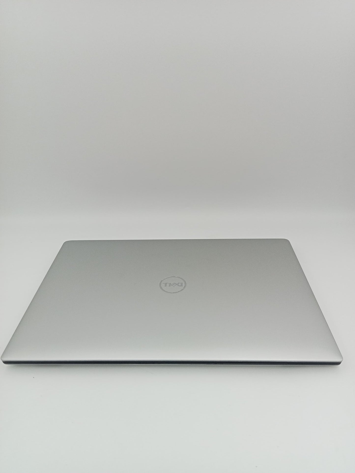 LAPTOP Dell Precision 5540 3K Core i7 -9850H Ram 32 G SSD 512 GRAPIC Designer Nvidia Quadro T1000 4GB