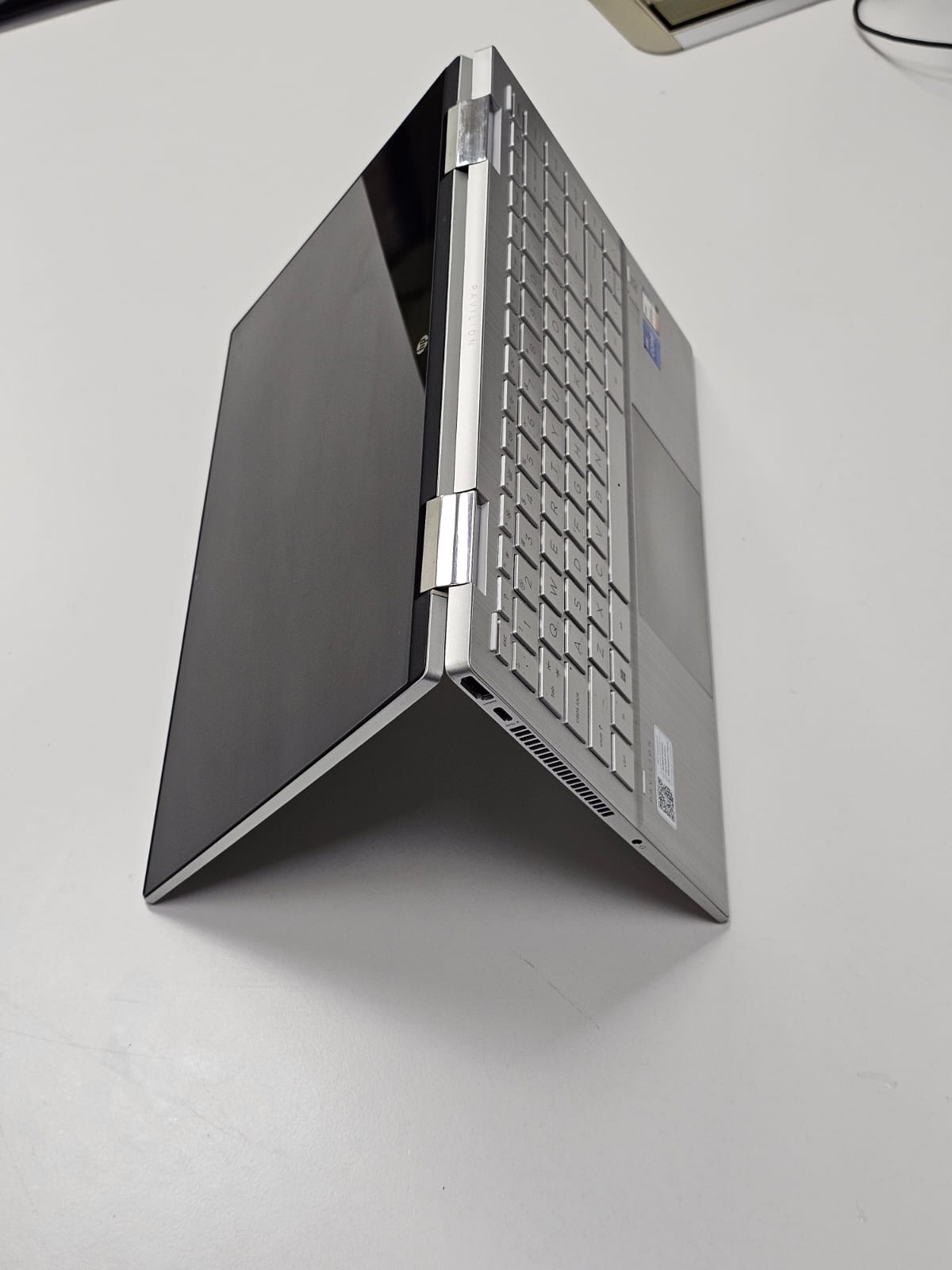 HP PAVILION - 14 - DY0164TU - CONVERTIBLE ( x360 , TOUCH ) ‘ CORE I7-1165G7 ‘ 16 GB DDR4 RAM ‘ 512 SSD ‘ 14 FHD INCH DISPLAY