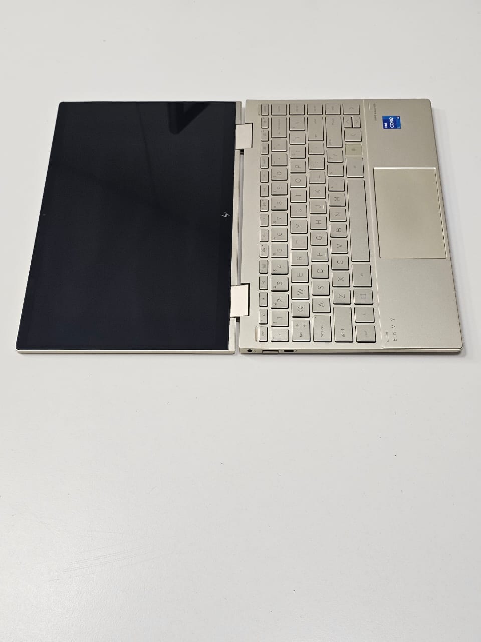 HP ENVY 13-BD0044TU - CONVERTIBLE ( x360 TOUCH ) ‘ CORE I7-1165G7 ‘ 8 GB DDR4 RAM ‘ 512 SSD ‘ 13 INCH FHD DISPLAY