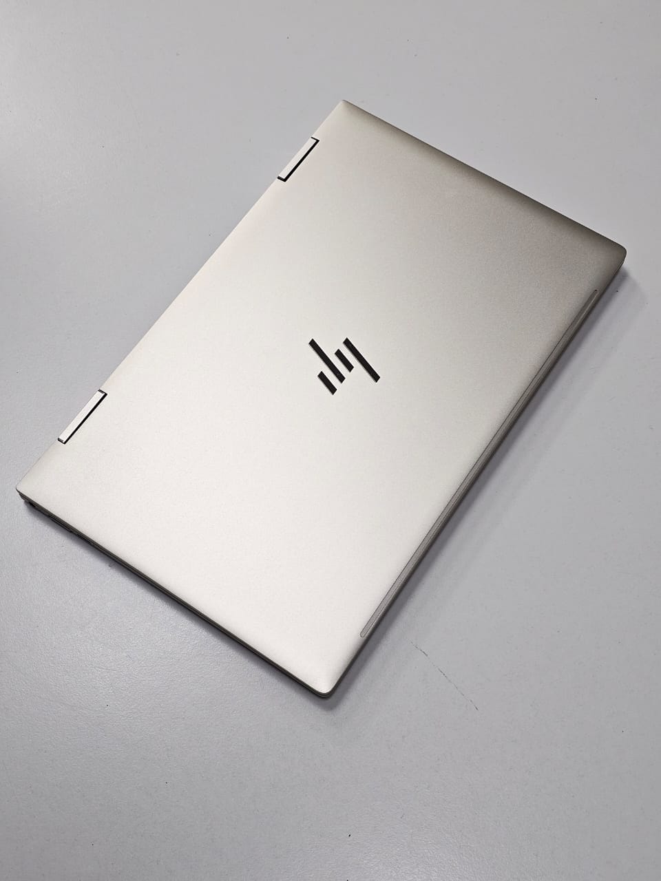 HP ENVY 13-BD0044TU - CONVERTIBLE ( x360 TOUCH ) ‘ CORE I7-1165G7 ‘ 8 GB DDR4 RAM ‘ 512 SSD ‘ 13 INCH FHD DISPLAY
