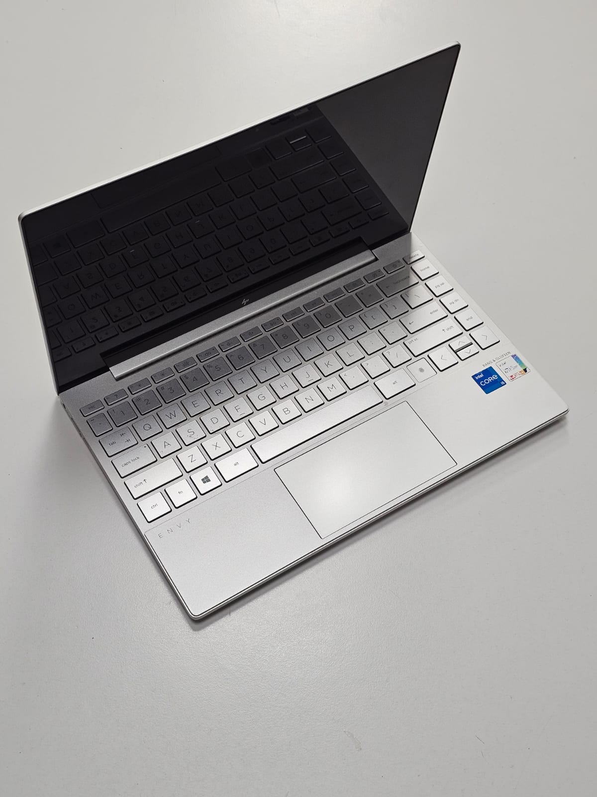 HP ENVY 13_BA1007TU - ( TOUCH ) ‘ CORE I5 _ 1135G7 ‘ 8 GB DDR4 RAM ‘ 512 SSD ‘ 13 INCH FHD DISPLAY
