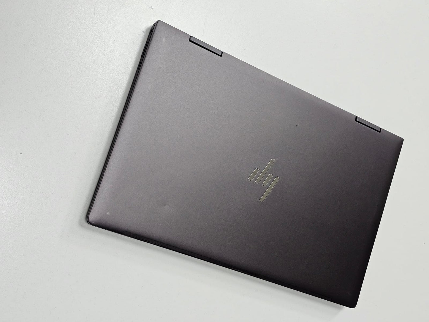 HP ENVY 13-AY0096AU - CONVERTIBLE ( x360 TOUCH ) ‘ AMD RYZEN 5 - 5600U ‘ 8 GB DDR4 RAM ‘ 256 SSD ‘ 13 INCH FHD DISPLAY