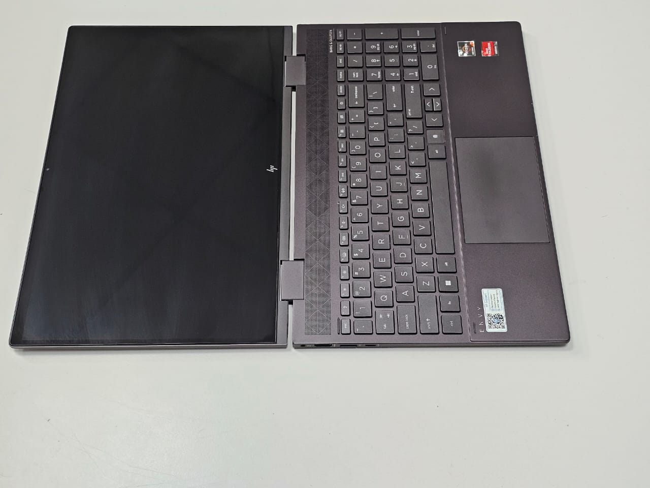 HP ENVY 15 _EE1XX ‘ CONVERTIBLE ( x360) TOUCH ‘ AMD RYZEN 7 - 5700U ‘ 16 GB DDR4 RAM ‘ 512 SSD ‘ 15.6 INCH FULL HD TOUCH SCREEN DISPLAY