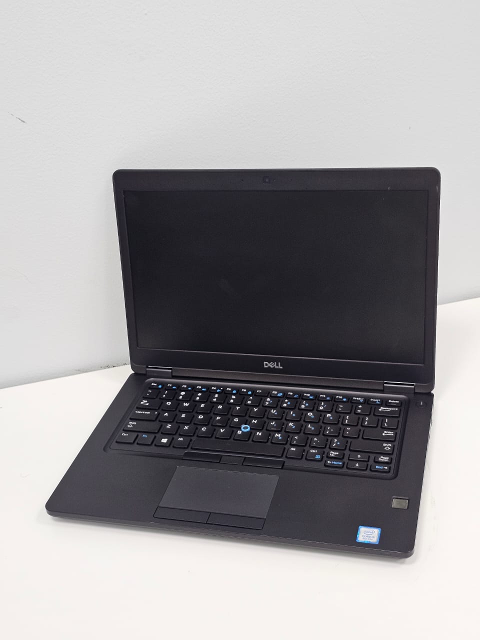 Dell latitude 5490 ‘ Core i5 - 8350U ‘ 8 GB DDR4 RAM ‘ 256 SSD ‘ 14 INCH FULL HD DISPLAY