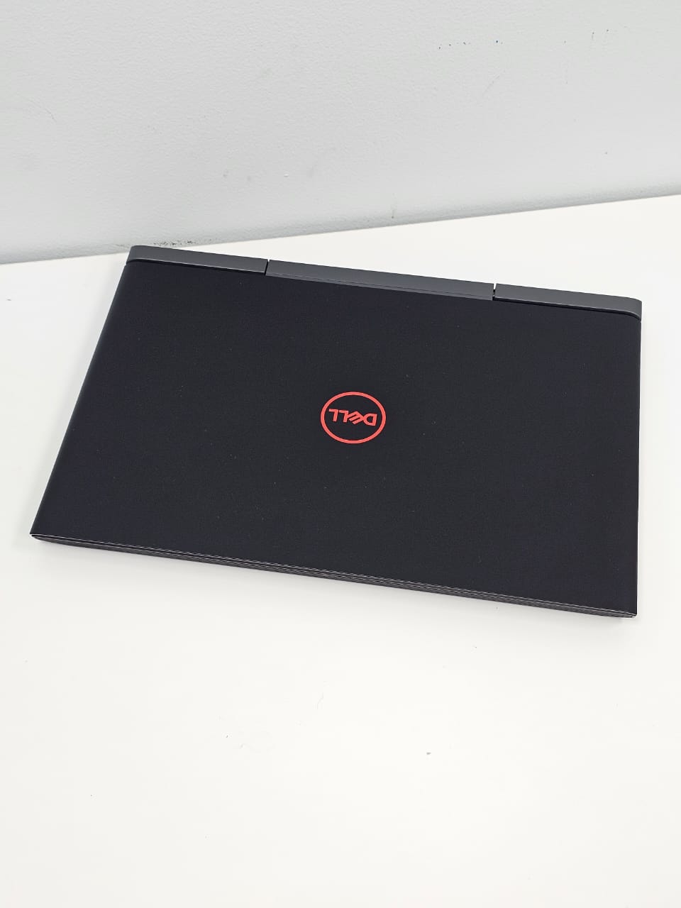 DELL INSPIRON G5 5587 ‘ Core i7 - 8750H ‘ 16 GB DDR4 RAM ‘ 256 SSD ‘ 15.6 INCH FULL HD DISPLAY