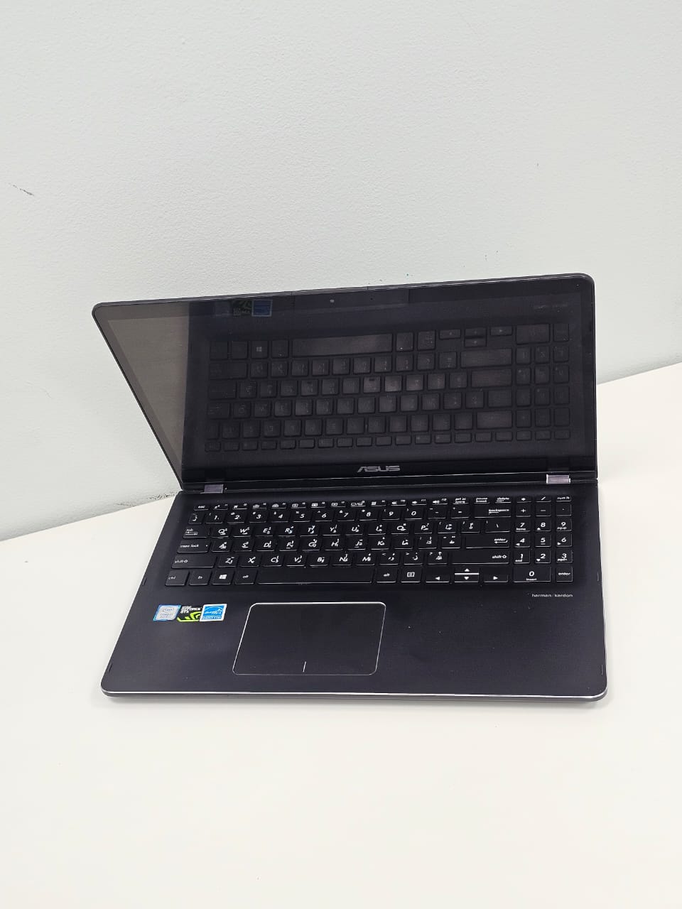 Asus Q535U 2 in 1 ‘ CONVERTIBLE ( x360 TOUCH ) ‘ Core i7 -8556U ‘ 16 GB DDR4 RAM ‘ 2 TB AND 256 SDD ‘ 15.6 INCH 4K TOUCH