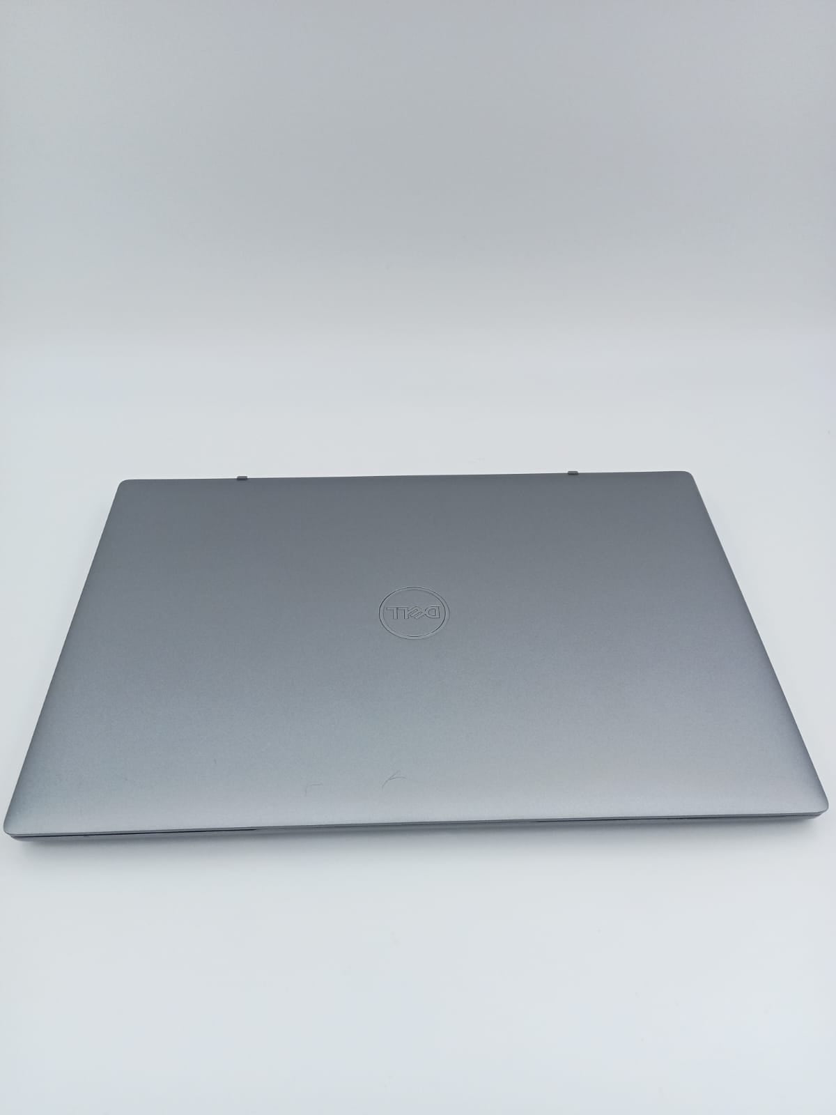 Dell Latitude 3320 | Core i5 - 1135G7 CPU | 8 GB DDR4 RAM | 256 SSD Hard | 13.3 FHD inch Display