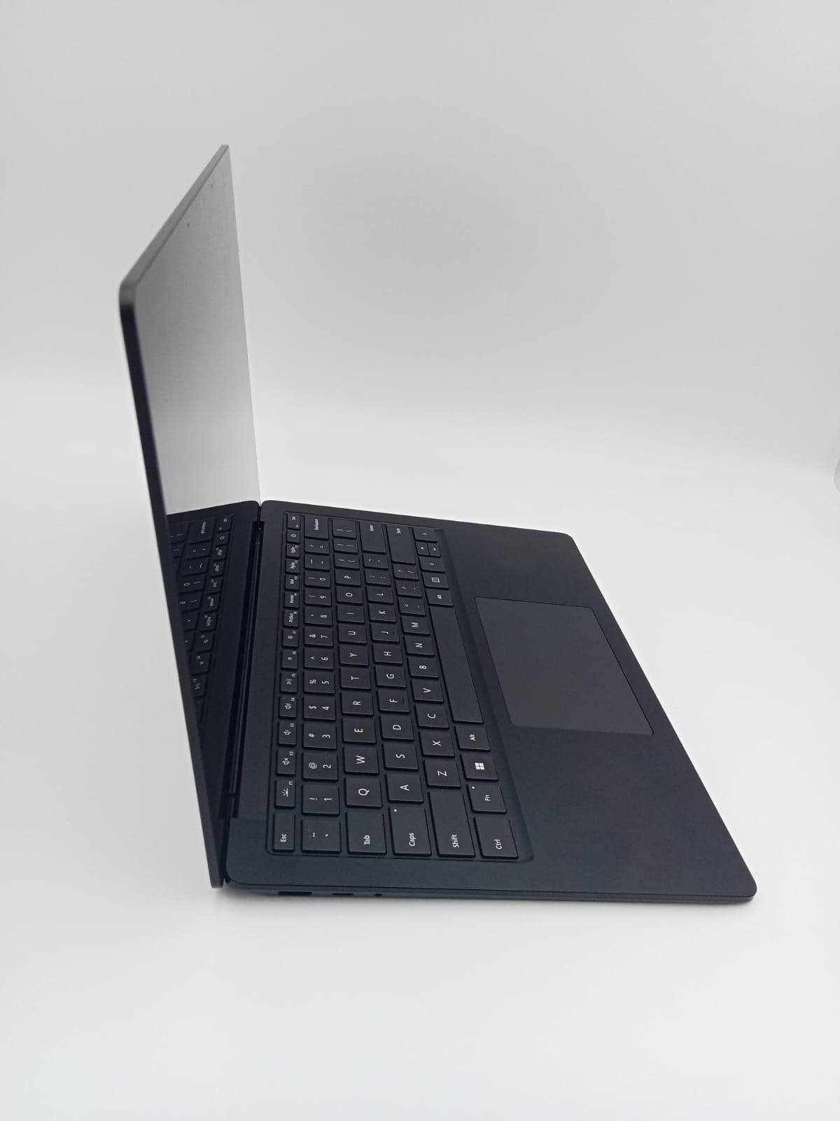 Surface 4 Touch 14 Inch 2k | Core i7 - 1185G7 CPU | 16 GB DDR4 RAM | 512 SSD Hard | 14 2K inch Display