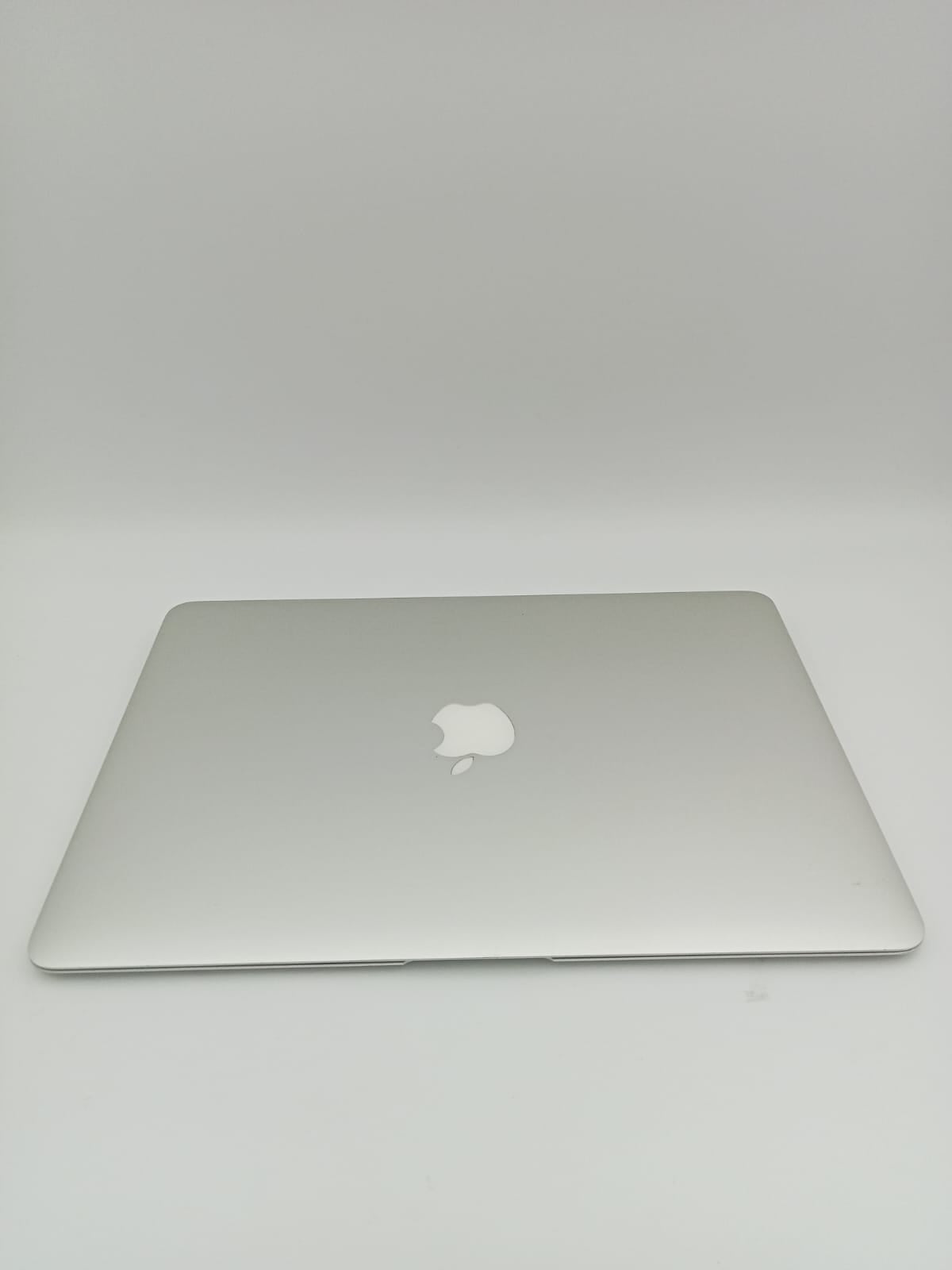 MacBook Air (A1466) 2013 | Core i7 - 4650U CPU | 8 GB RAM | 512 SSD Hard | 13.3 inch Display