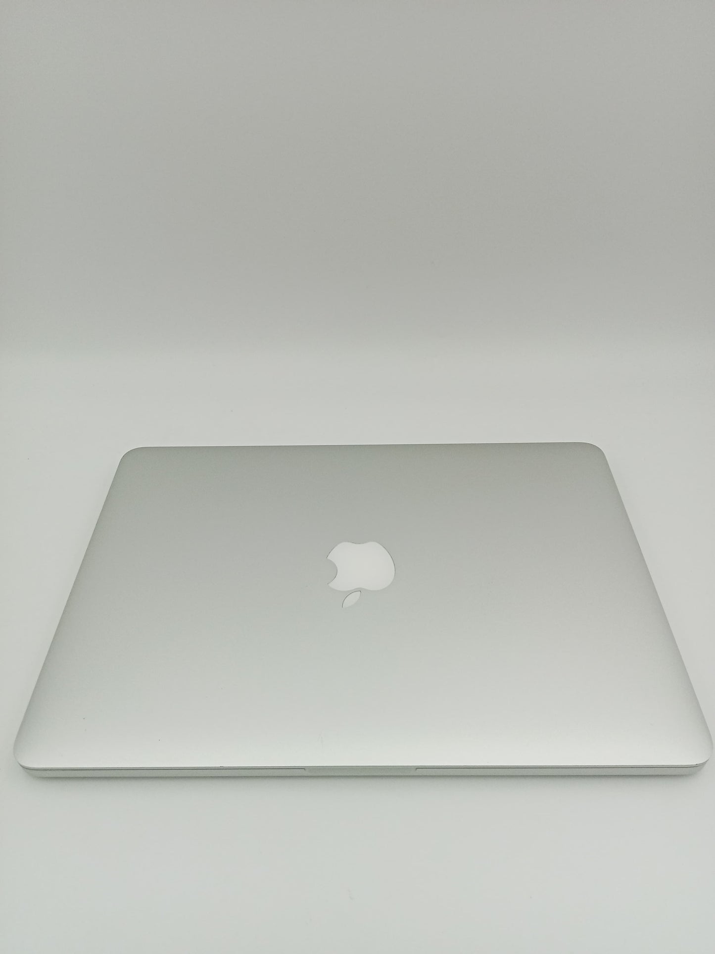 LAPTOP MacBook Pro (A1502) 2k 2015 Core i7 -5557U  Ram 16 256