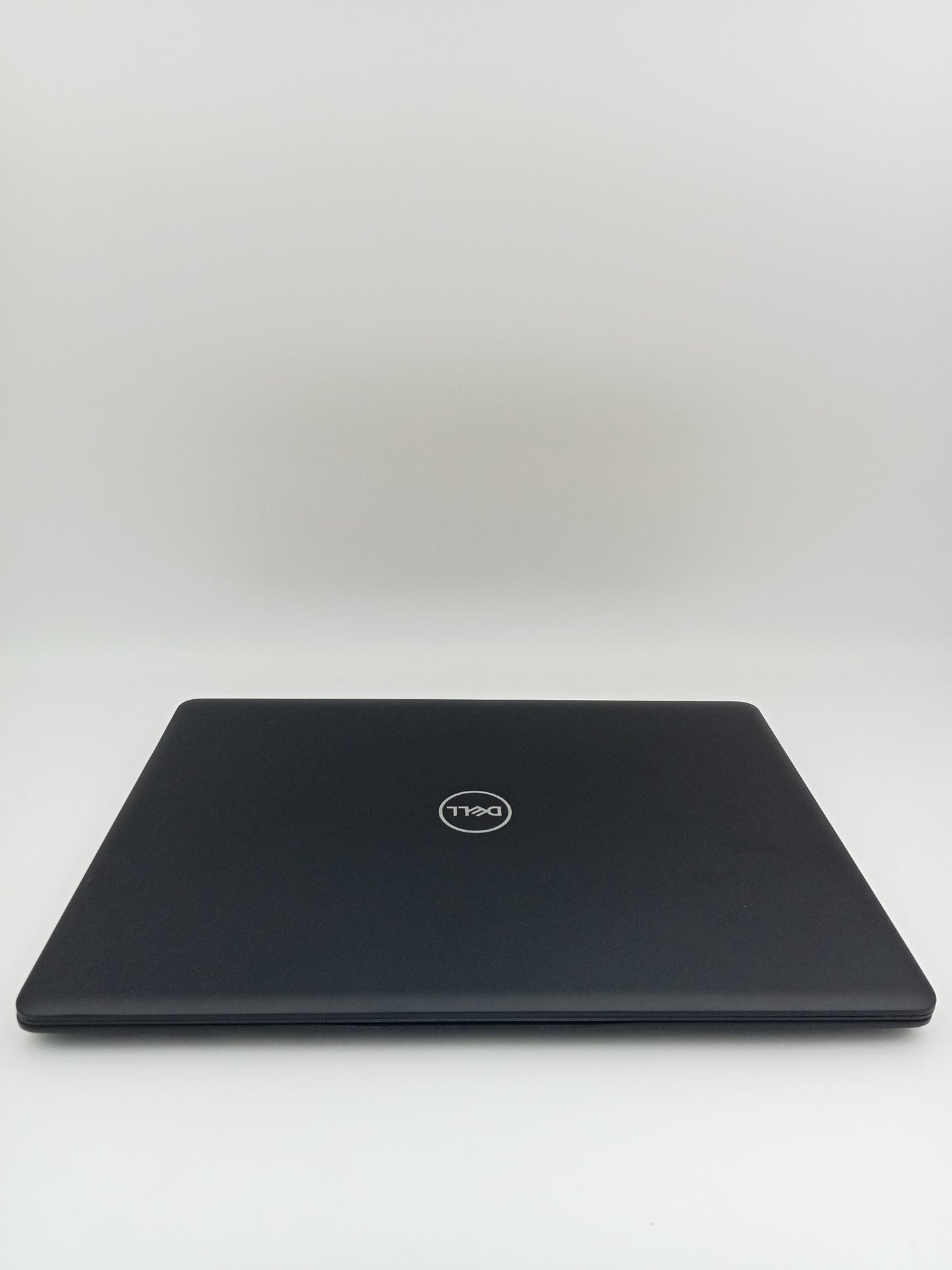 LAPTOP Dell Latitude 3490 14 Inch FHD  Core i3 -8130U Ram 8  SSD 256