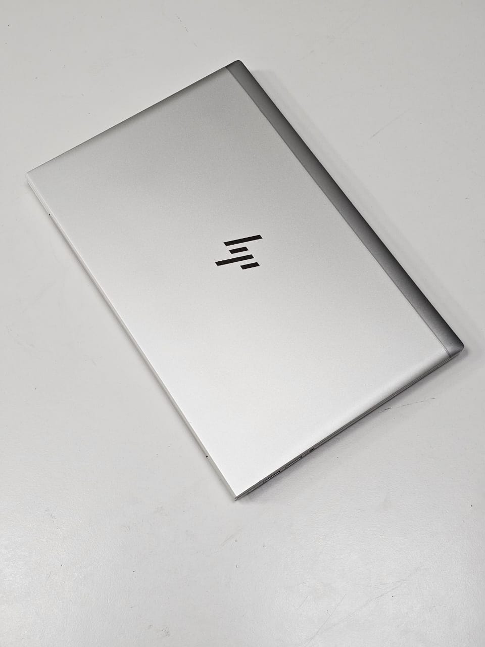 HP ELITEBOOK 840 G8  ‘ CORE I7 - 11619U  ‘ 16 GB DDR4 RAM  ‘ 512 SSD  ‘ 14 INCH FULL HD DISPLAY