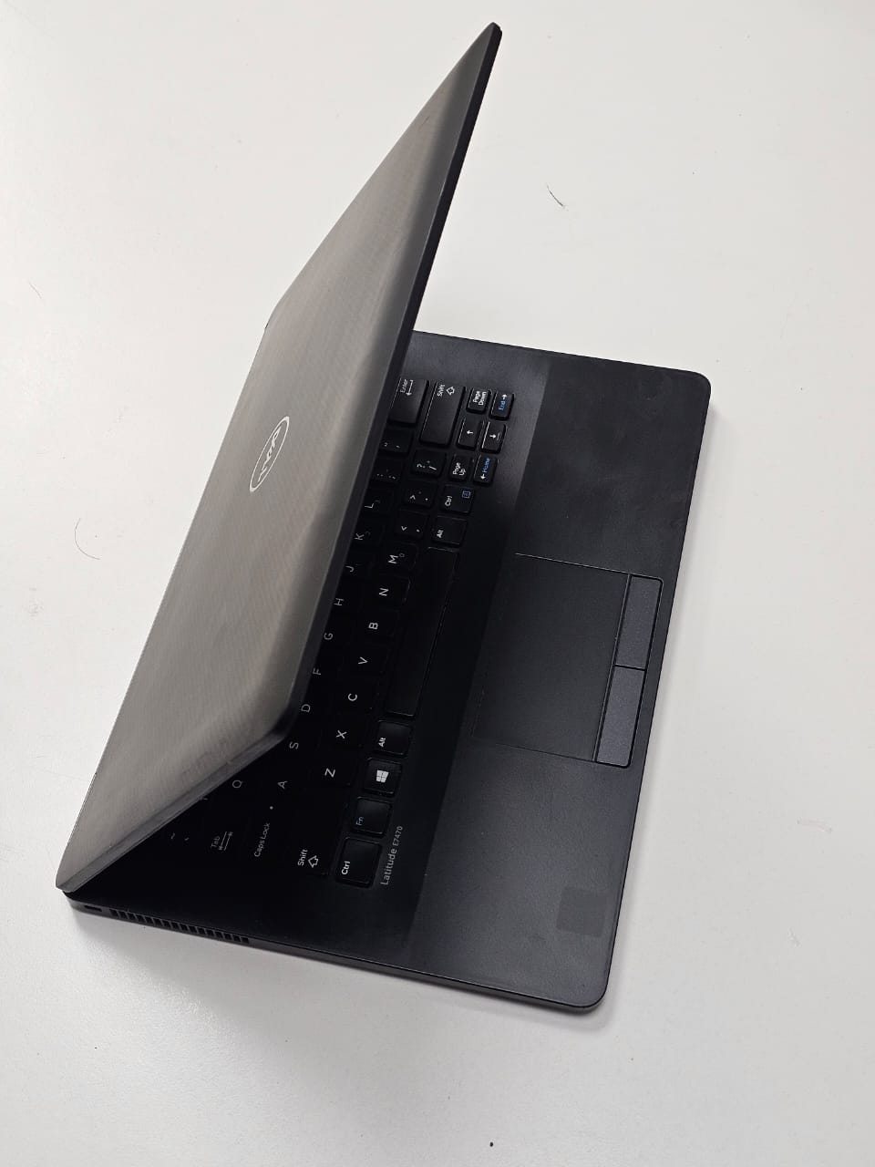DELL LATITUDE E7470 ‘ CORE I5 - 6300U ‘ 16 GB DDR4 RAM  ‘  256 SSD ‘ 14 INCH FULL HD DISPLAY