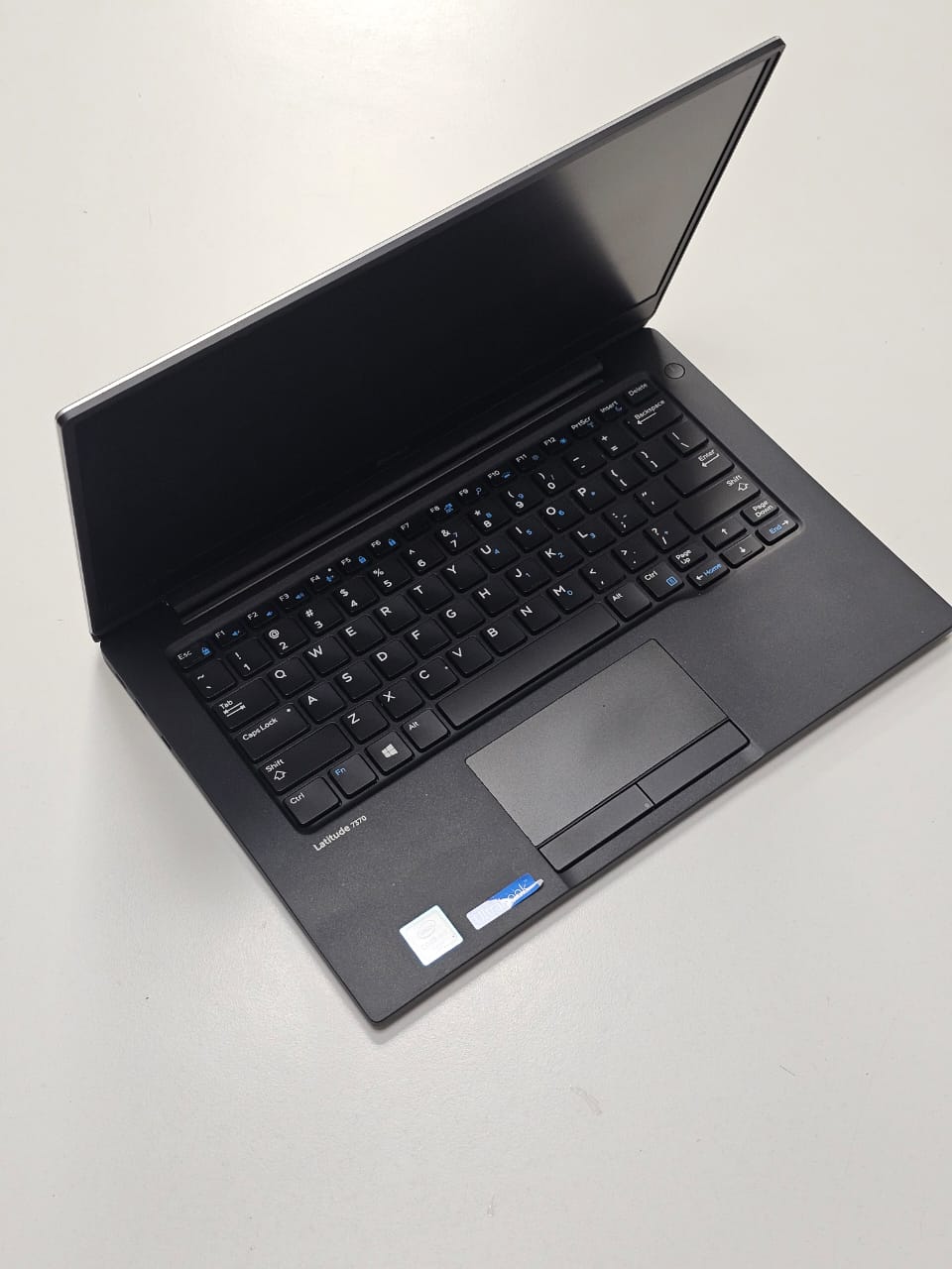 DELL LATITUDE 7370 ‘ CORE M7 -6Y75  ‘ 8 GB DDR4 RAM  ‘  256 SSD  ‘ 14 INCH HD DISPLAY