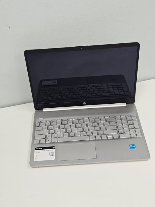 Hp laptop 15-dy2702dx ‘  Core i3 -1115 G4 ‘  8 GB DDR4 RAM ‘  256 SSD ‘  15.6 INCH FULL HD DISPLAY